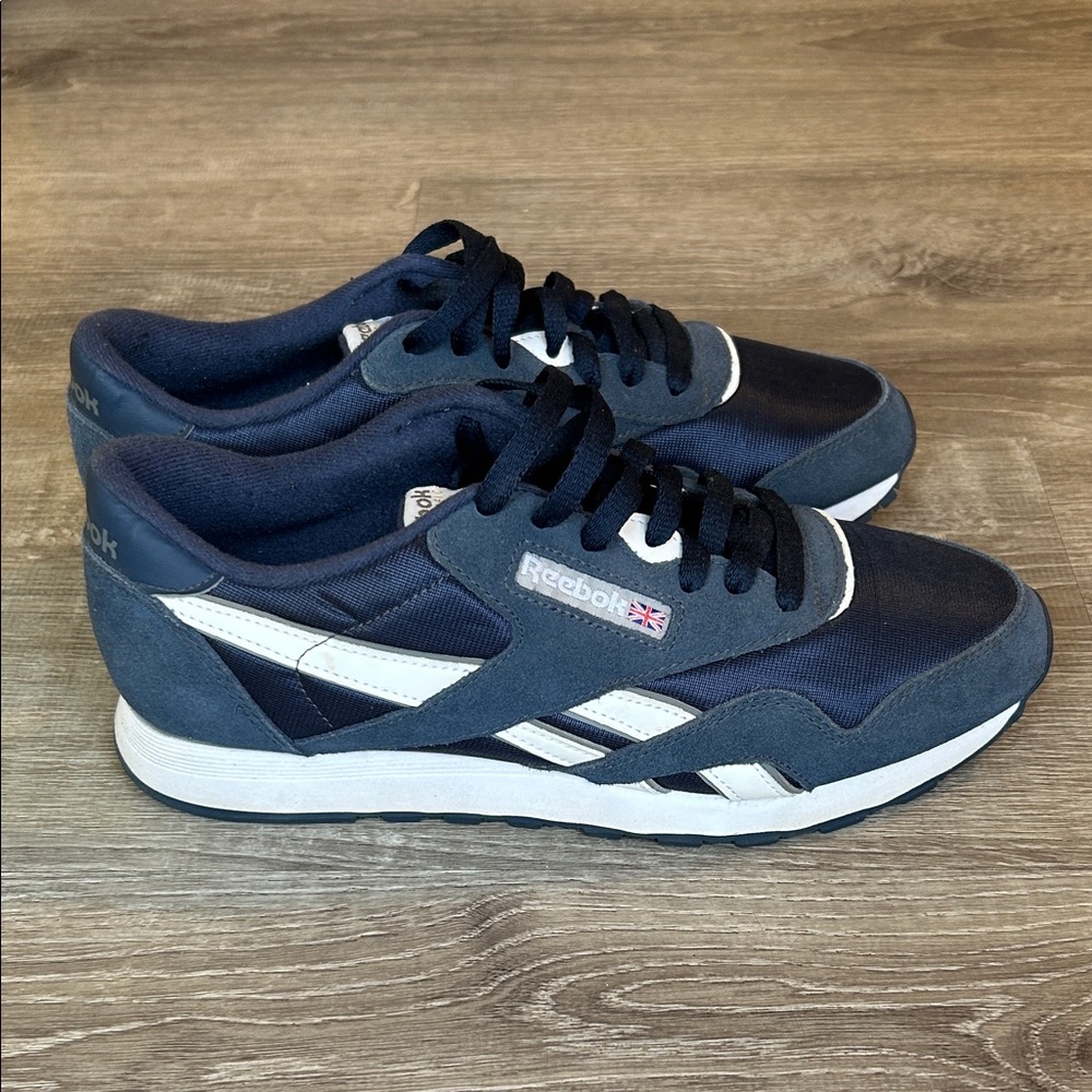 Reebok Men's Classic Dark Blue and White Sneakers